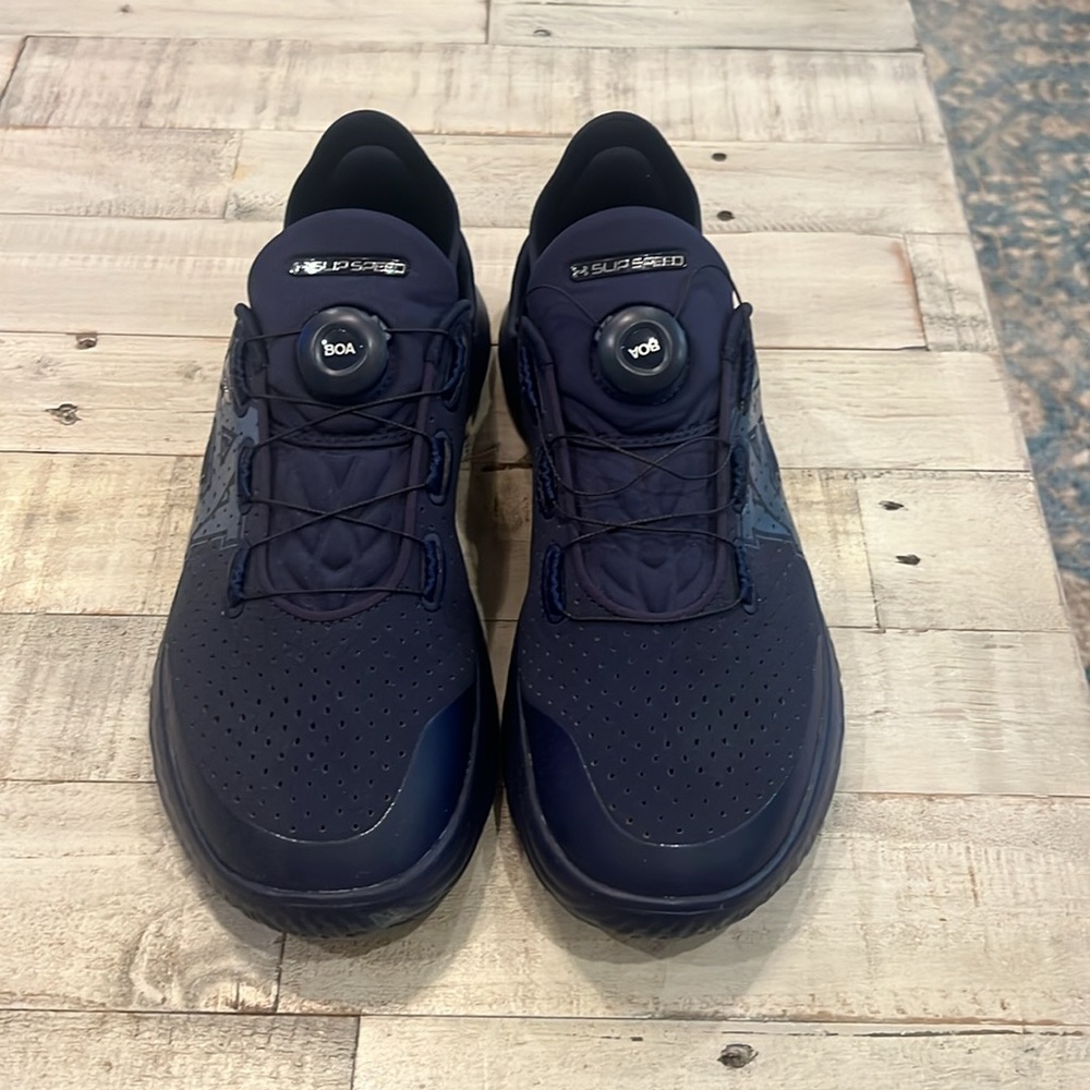 Under Armour Shoes - Picture 3 of 4